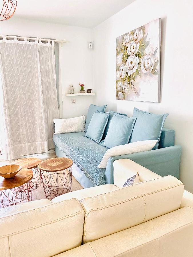 The Little White House, Suite Flower Beach 9 Плая Онда Екстериор снимка